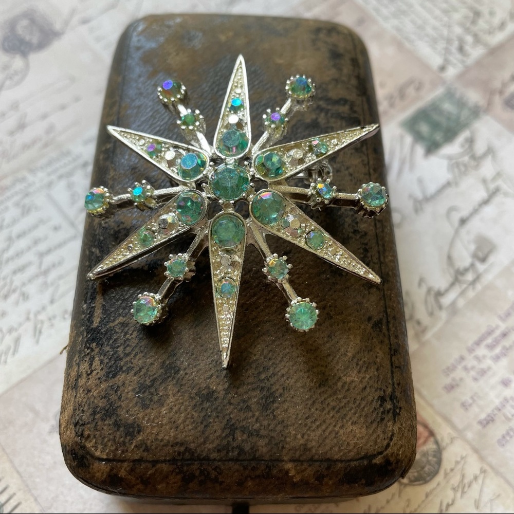 Vintage silver & blue starlight brooch - Picture 2 of 5